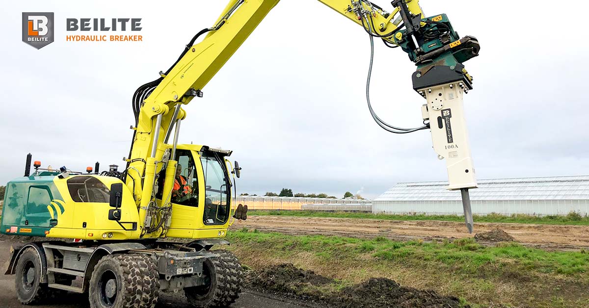 What Is the Difference Between an Excavator Hydraulic Hammer and Breaker?