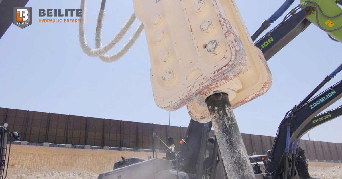 Why Hydraulic Hammer Breakers Are Essential in Demolition? Why Hydraulic Hammer Breakers Are Essential in Demolition?