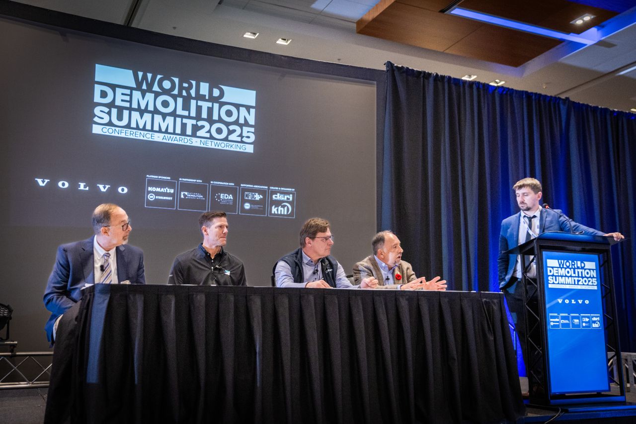 BLTB 280-5-W-AC15 Wins the 2025 World Demolition Award for Innovation – Tools & Attachments